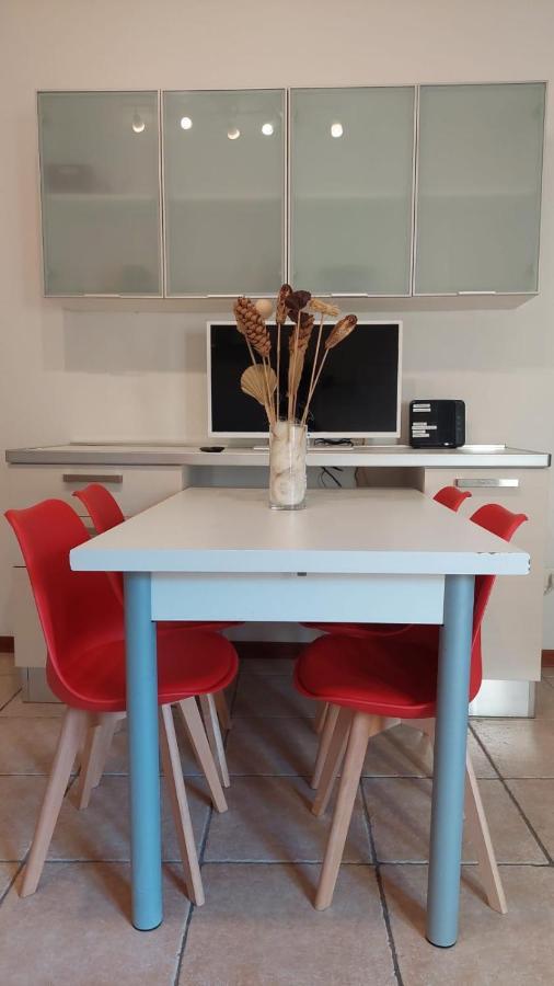 Casa Vacanze I Leoni Емполи Екстериор снимка