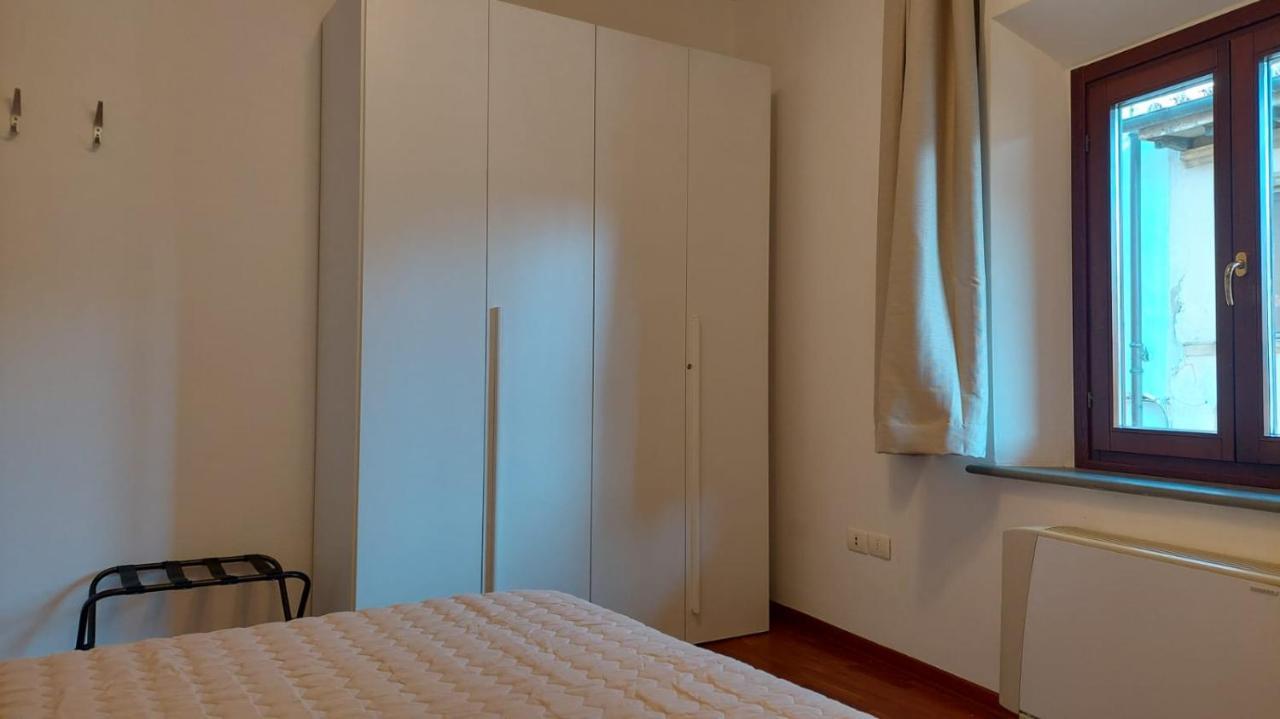 Casa Vacanze I Leoni Емполи Екстериор снимка